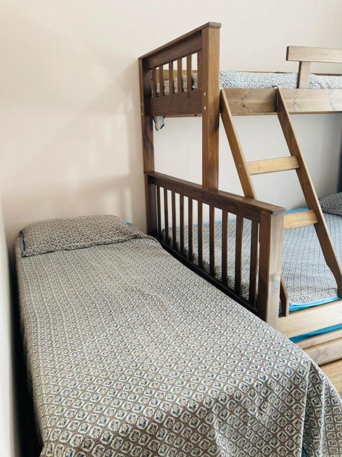 Casa Moderna E Aconchegante Com Opcao De Piscina Aquecida Cobrado A Parte, Ampla Area Gourmet Com Churrasqueira Em Deck Coberto Frente A Piscina, Aconchegante Sala De Estar Com Lareira, Ampla Garagem Para 4 Carros, Casa Pe Na Areia A 50 Metros Da Pra Praia Grande  Extérieur photo