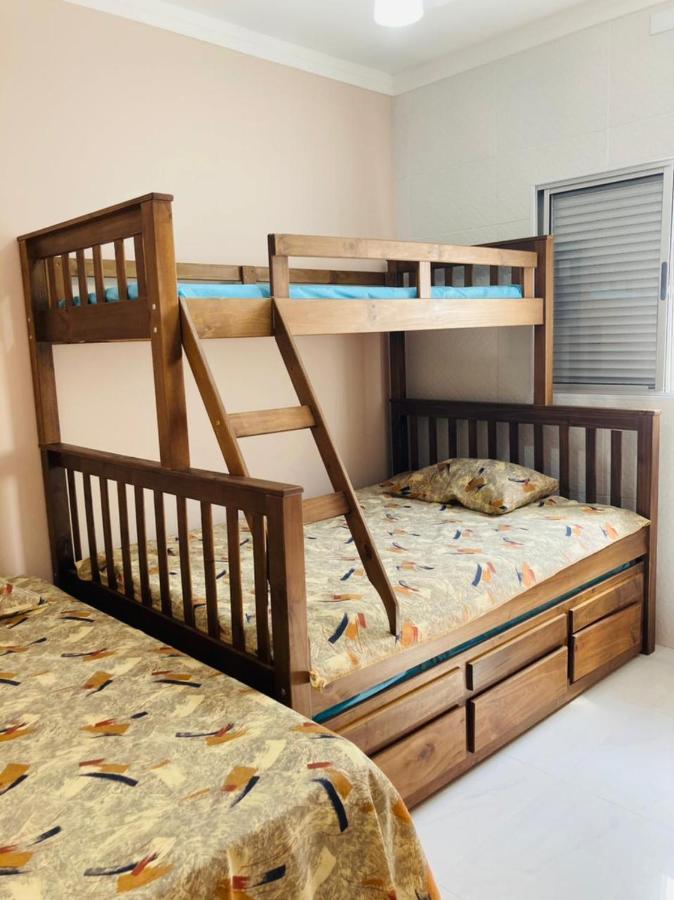 Casa Moderna E Aconchegante Com Opcao De Piscina Aquecida Cobrado A Parte, Ampla Area Gourmet Com Churrasqueira Em Deck Coberto Frente A Piscina, Aconchegante Sala De Estar Com Lareira, Ampla Garagem Para 4 Carros, Casa Pe Na Areia A 50 Metros Da Pra Praia Grande  Extérieur photo